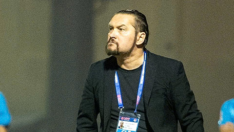 VPF không chấp thuận yêu cầu chưa từng có của HLV Popov và Thể Công Viettel